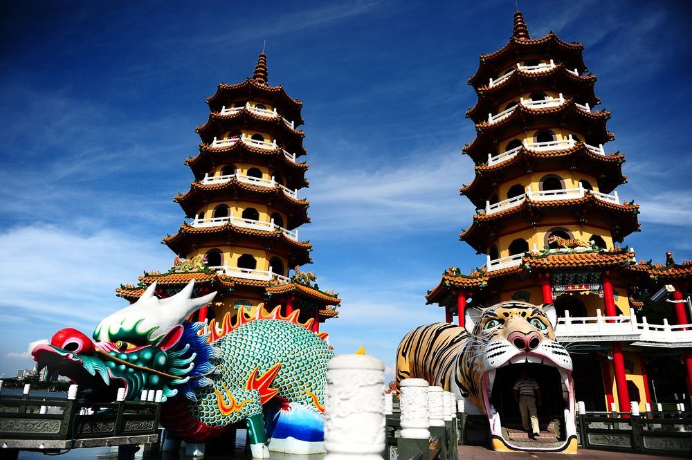 左營 蓮池潭 龍虎塔 輕旅行