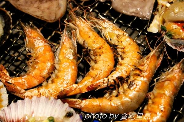 日月燒烤:<台中市>日月燒烤399起吃到飽「三五好友之晚餐、宵夜好聚所!」