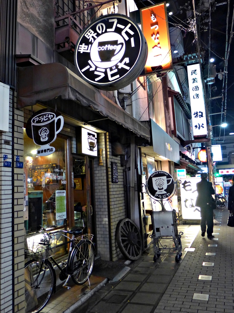 日本大阪 道頓堀心齋橋美國村 讓人眼花撩亂的熱鬧招牌 輕旅行